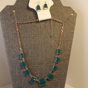Necklace & Matching Pierced Earrings New  on Card - Teal & Gold Tone